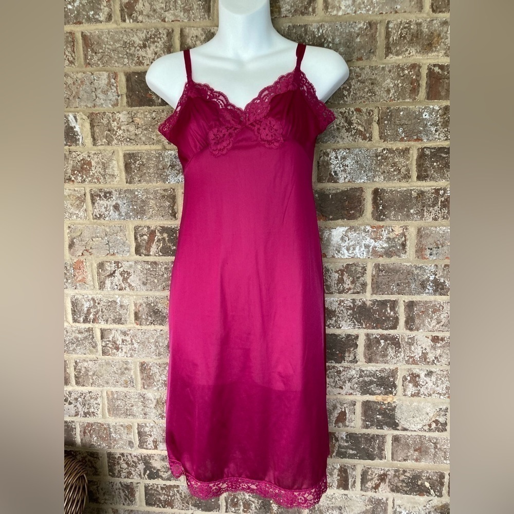 Vintage Vassarette Slip/ Negligee Dress Cranberry Lace Size 34